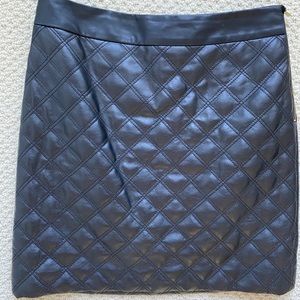 Banana republic quilted faux leather miniskirt